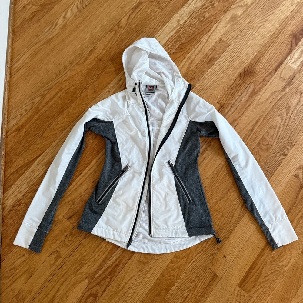 Avalanche zip up jacket wind breaker hooded